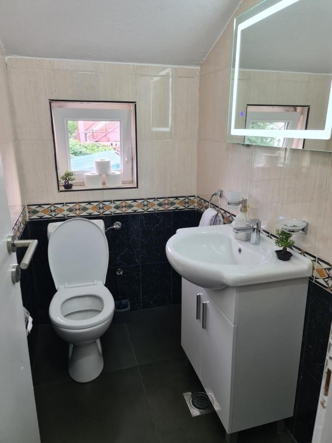 Js Apartmani Nikšić Kültér fotó